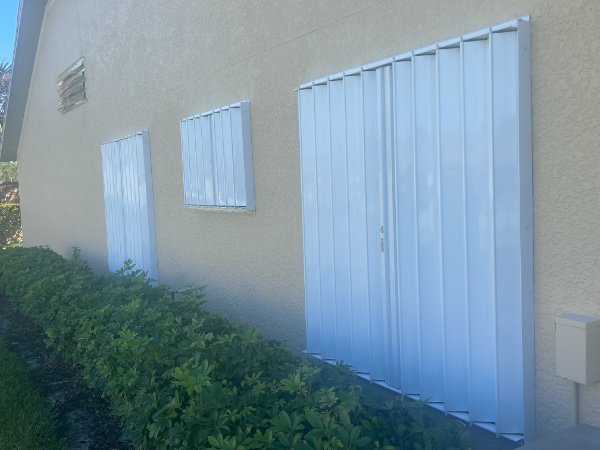 hurricane-shutters-port-charlotte-fl Hurricane protection port charlotte fl