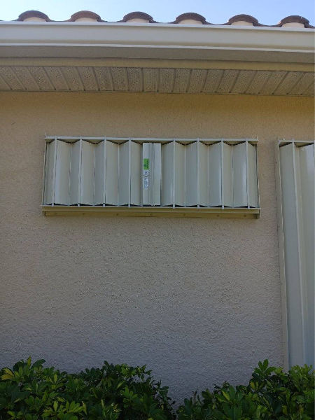 Accordion shutter