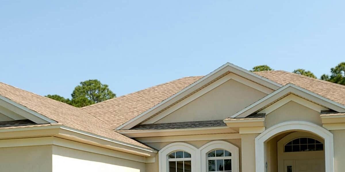 Asphalt shingle roof on a tan home in Florida